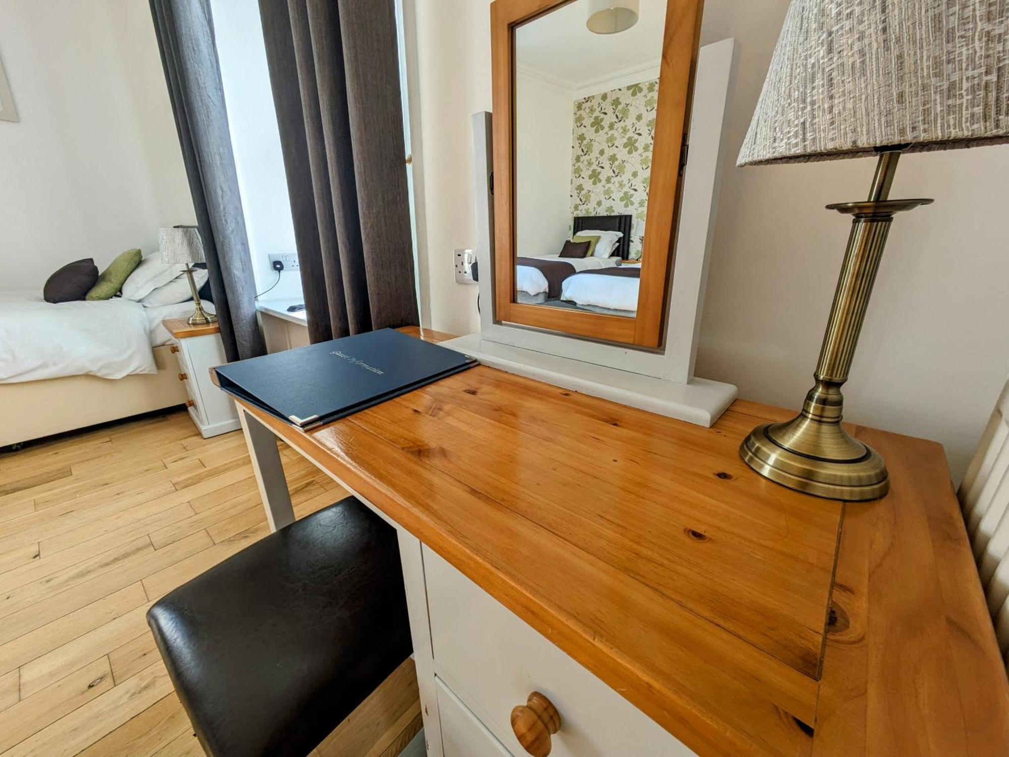 The Havelock Hotell Nairn Rum bild